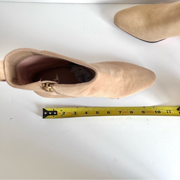 NEW IN BOX J. Crew Calf Suede Western Boot. Beige. Size: 7 - Picture 9 of 16